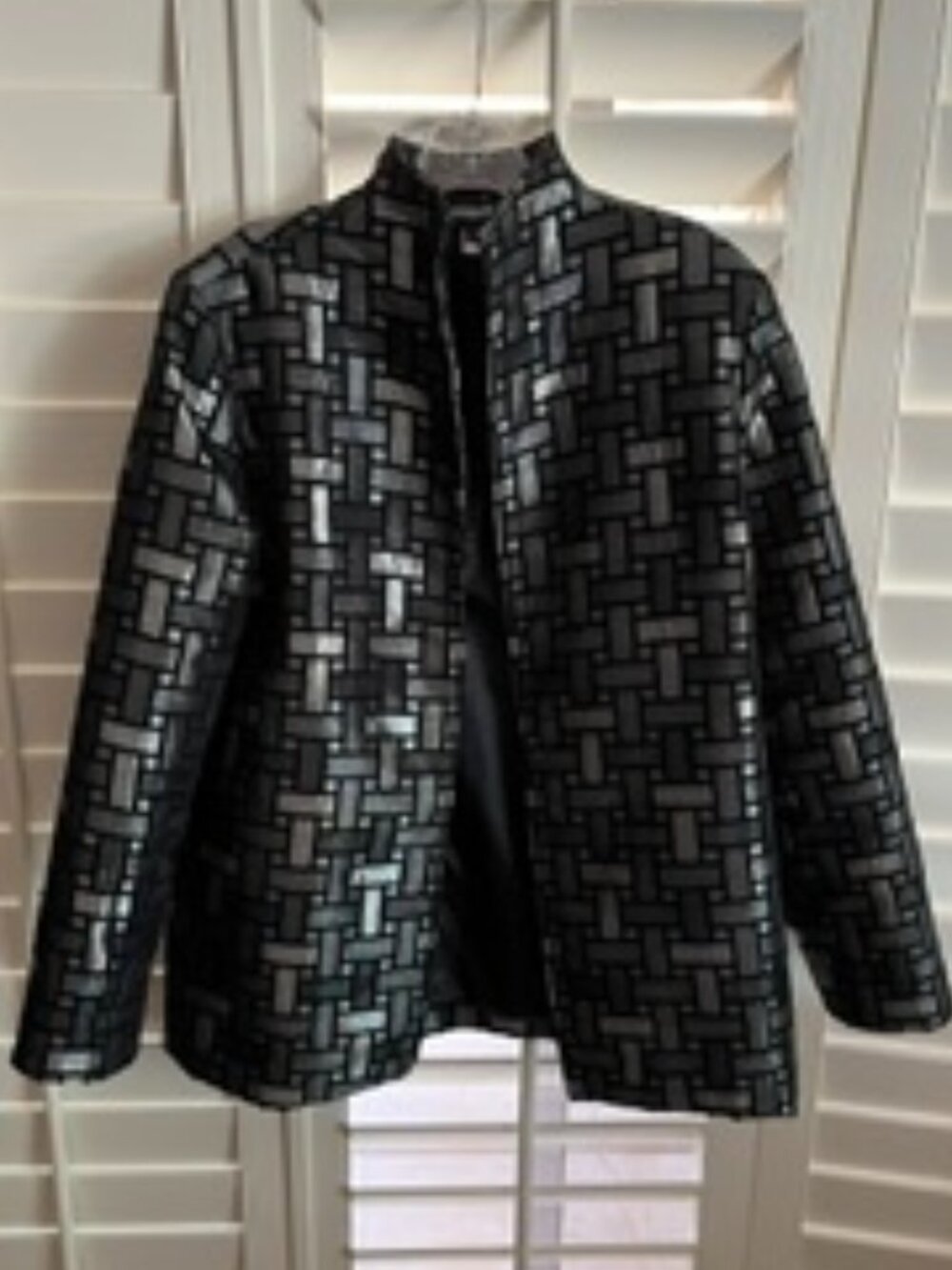 Painted Pony Black, Silver, Gray Geometric Print Jacket